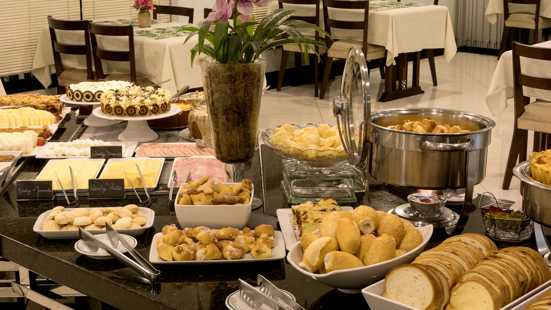 Alven Hotel By Slaviero Hoteis Joinville 3*,